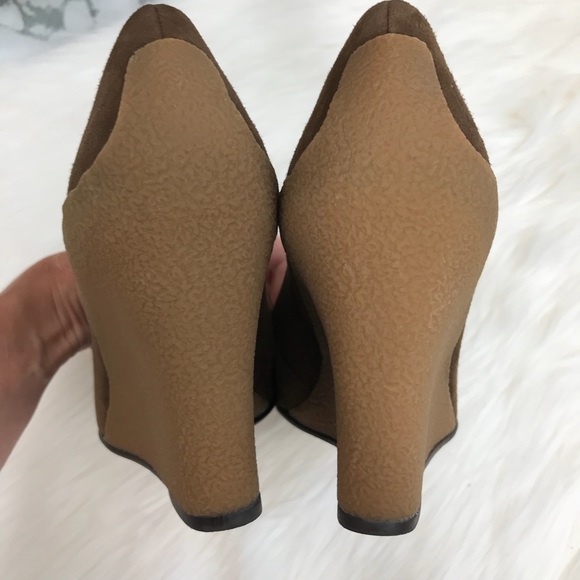 KORS Michael Kors Suede Wedges - Picture 6 of 8